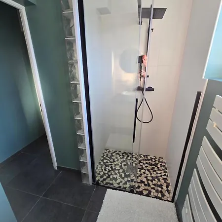 Les Aurores Marines * בריי-דון